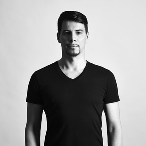 THOMAS GOLD