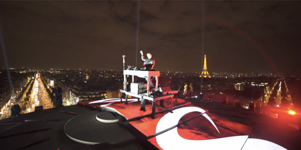 DJ Snake investit l’Arc de Triomphe pour un concert