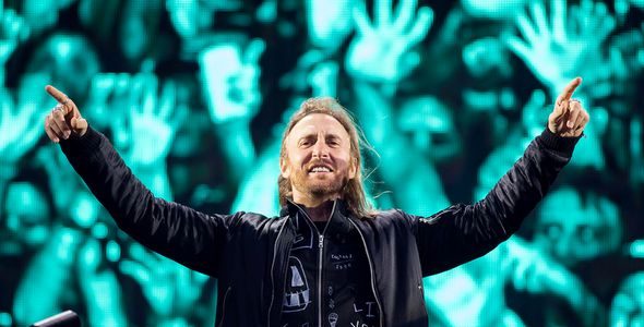 David Guetta, de retour avec “Don’t Leave Me Alone”, en featuring avec Anne-Marie