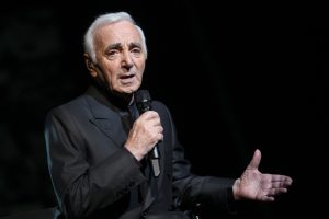 Charles Aznavour décédé : ses 10 plus grands succès